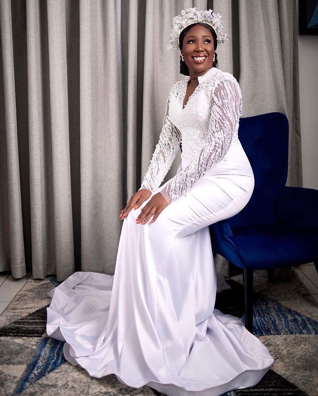 2023 Oct Arabic Aso Ebi Plus Size Pearls Mermaid Wedding Dress Sequined Lace Satin Bridal Gowns Dresses ZJ202