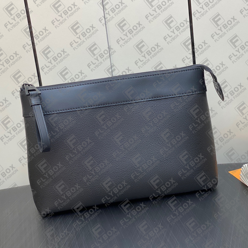 M82545 M82543 VOYAGE SOUPLE Bag Clutch Bag Toilette Cosmetic Bag Totes Handbag Men Fashion Luxury Designer Wallet TOP Quality Purse Pouch Fast Delivery