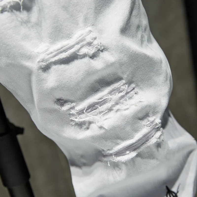 Mens Jeans Fashion Trendy Embroidery letters Men College Boys Skinny Runway Zipper Denim Pants Destroyed Ripped Black White 230927