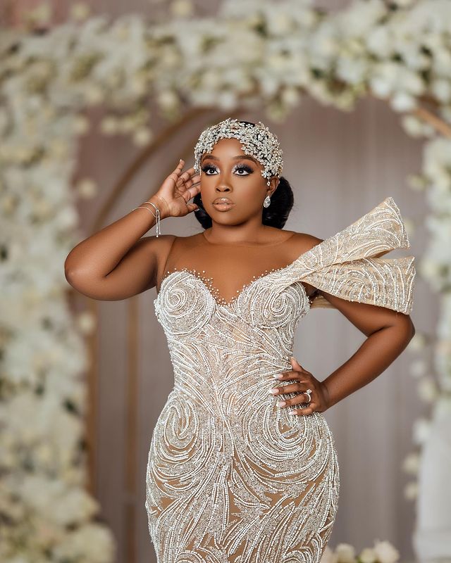 2023 Oct Arabic Aso Ebi Plus Size Champagne Mermaid Wedding Dress Beaded Sequined Lace Bridal Gowns Dresses ZJ254