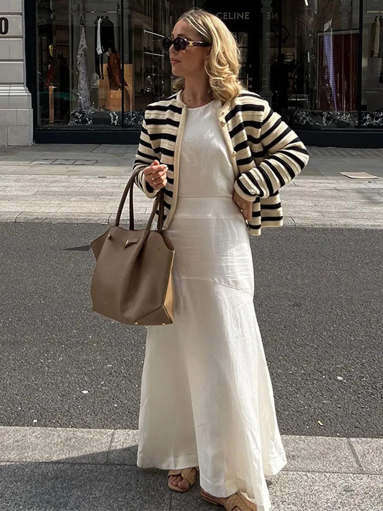 Womens Knits Tees Fashion Striped O Neck Cardigan For Women Vintage Elegant Long Sleeve Single Breasted Cardigans Autumn High Street Sweater 230927