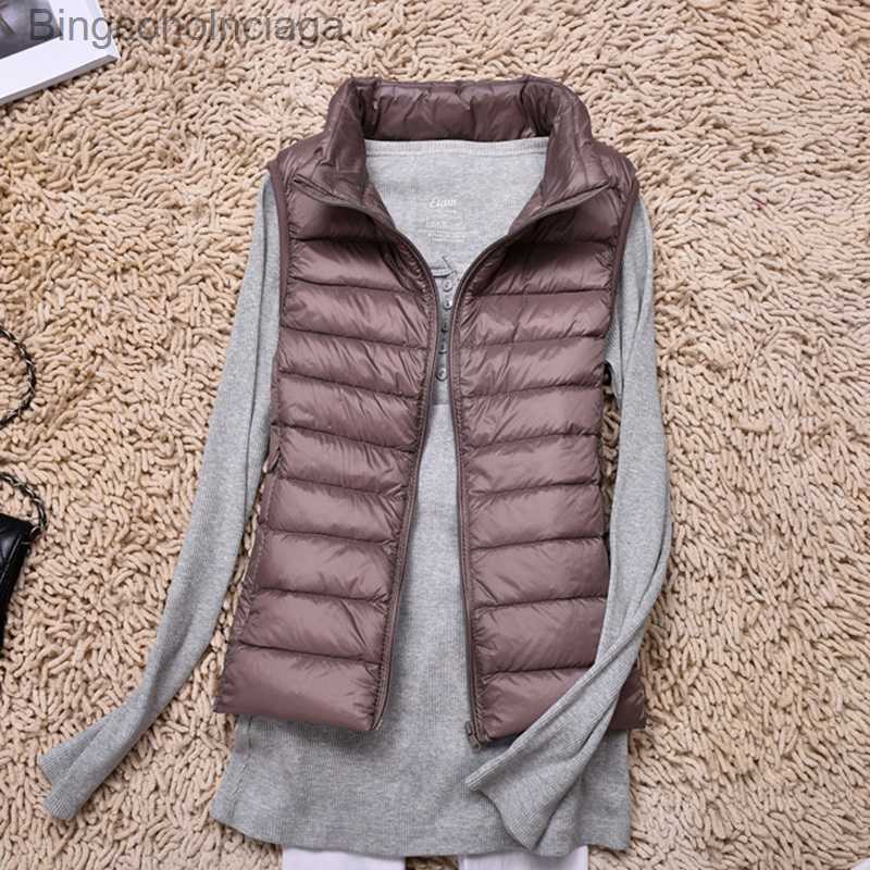 Women's Down Parkas Ultra Light Slim Down Coat Women Winter Stand Collar Thin Jacket Windproof Padded Waistcoat Sleeveless Portable Duck Down Ves