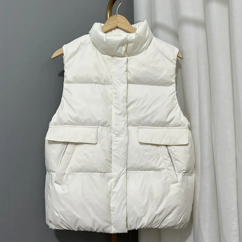 Womens Down Parkas Sleeveless Vest Standing Neck Short Single Breasted Lightweight Coat White Duck Tank Solid Color Top 230927
