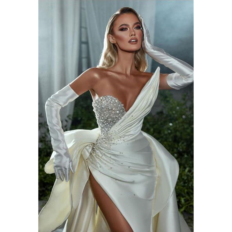 Charming Side Slit Mermaid Wedding Dresses With Detachable Train Beaded Sweetheart Neck Sleeveless Long Satin Bridal Gowns Sexy Bride Second Reception