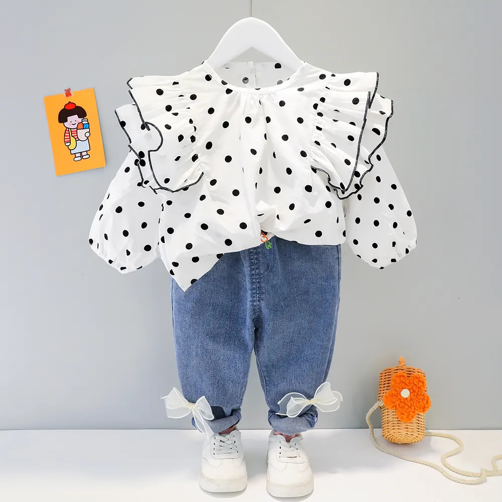 Clothing Sets Cute Clothes for Kid Baby Girl Outfit Set Fashion Dot Lace Collar Long Denim Bows Trousers Children Clothing 1 2 3 4 Years 230927