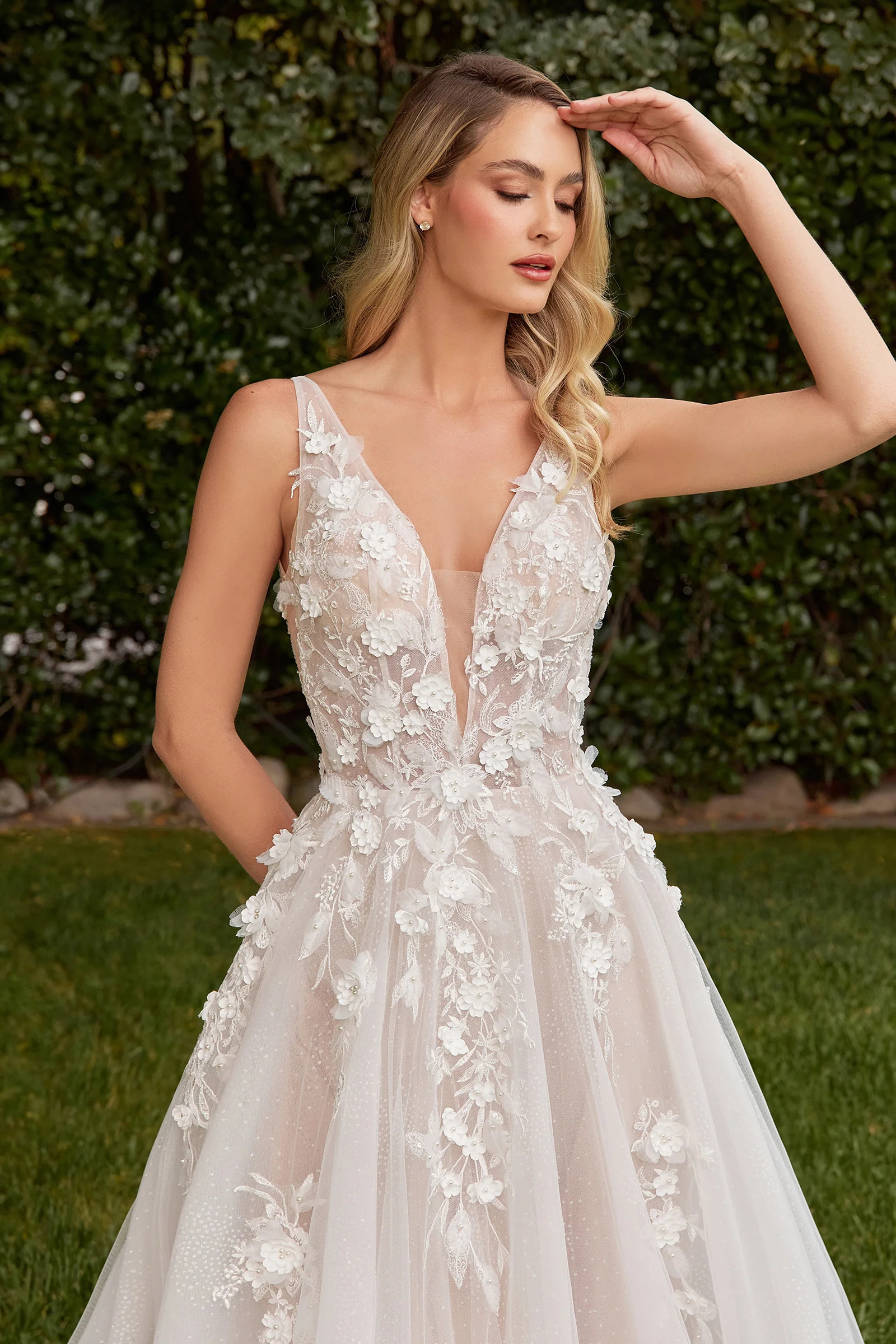 Bohemian Country A Line Wedding Dress Detachable Long Sleeve V Neck Elopement Bridal Gowns Bride Shower Lace Puffy Tutu Dress