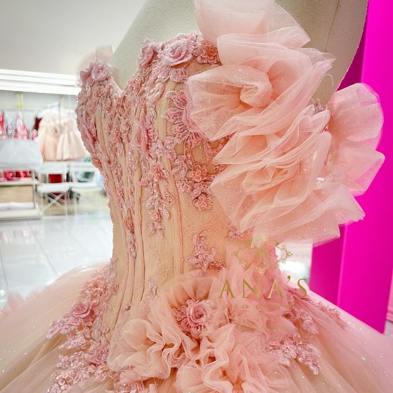 Pink Sparkle Beaded Quinceanera Dresses Sequined Off Shoulder Ball Birthday Gown Tull Vestidos De 15 Anos Sweet 16