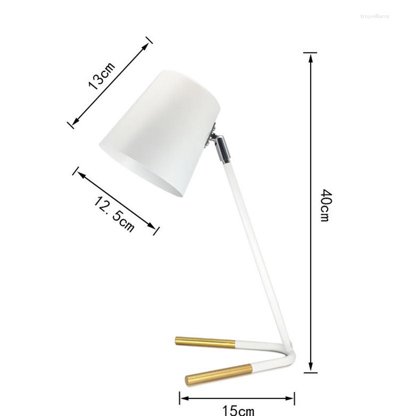 Lamps Table Nordic Lamp LED Black White Modern Countryside Simple Iron For Study Bedroom Parlor Bookstore El Reading