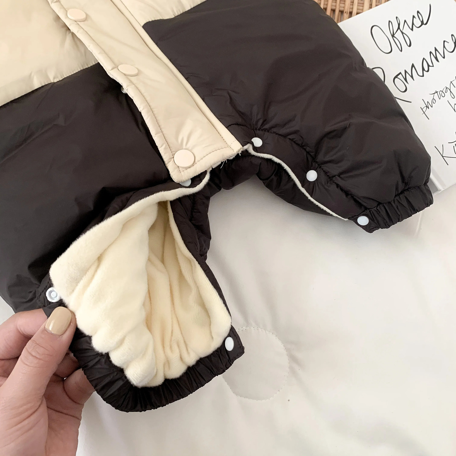 Rompers Winter born Baby Boys Baby Bodysuits Baby Romper Cotton Padded Clothes Korean Fashion Soft Thickened Casual Long-sleeved 230927