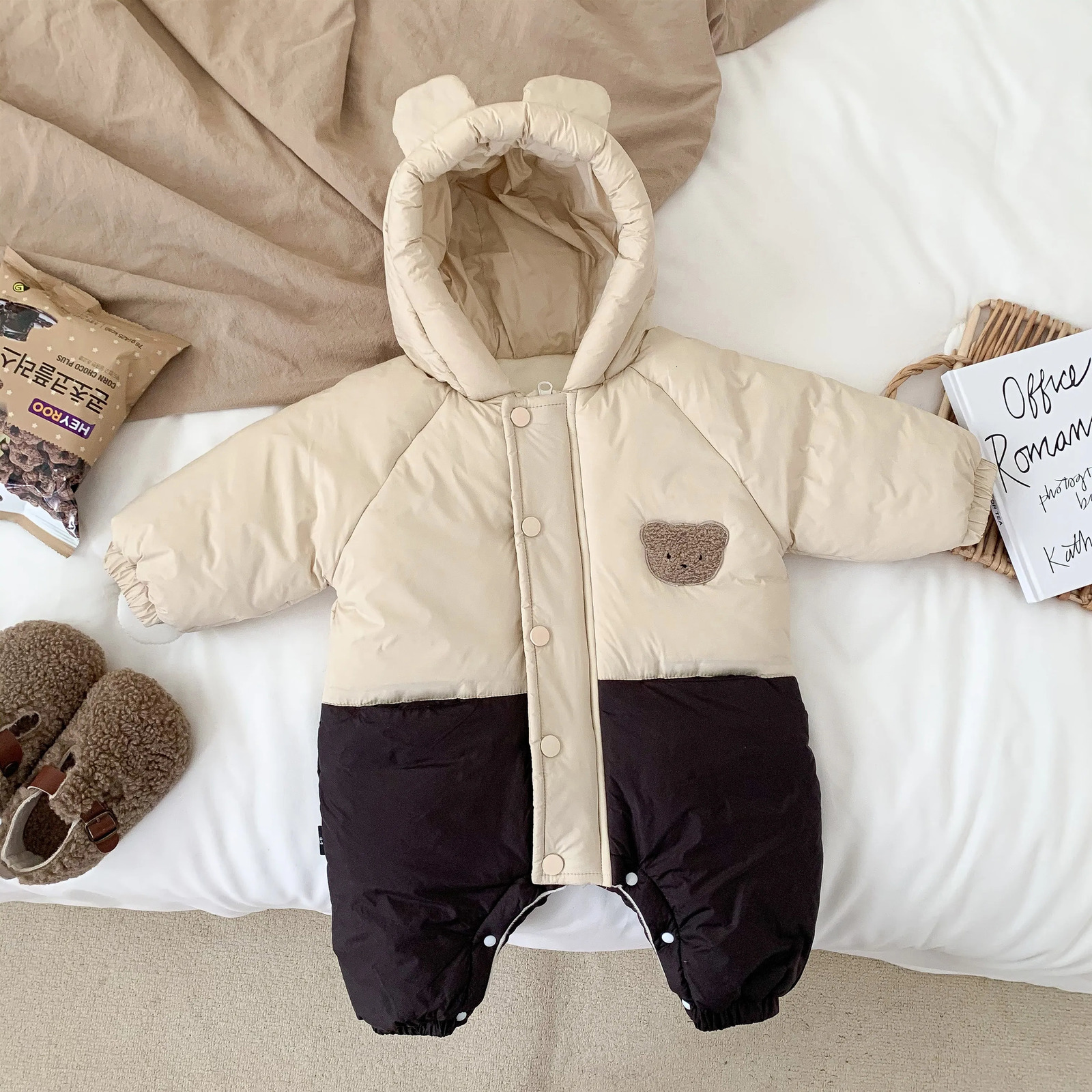 Rompers Winter born Baby Boys Baby Bodysuits Baby Romper Cotton Padded Clothes Korean Fashion Soft Thickened Casual Long-sleeved 230927