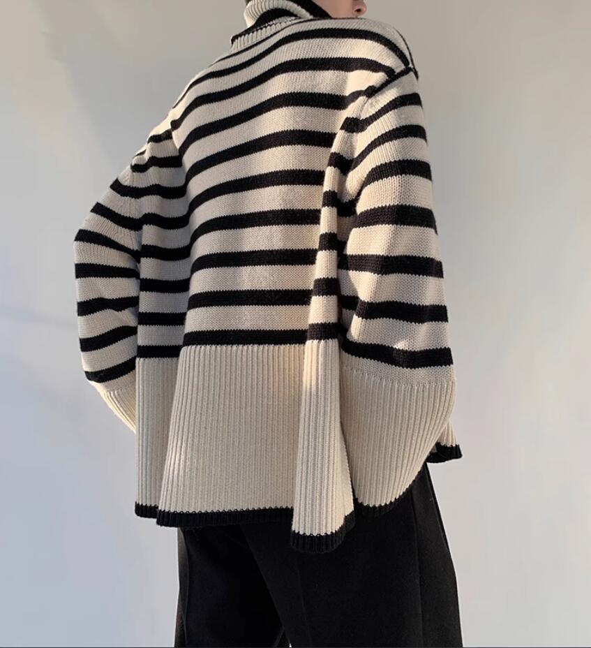 Design Sensation Blast Street Black and White Stripe Sweater for Women 2023 Autumn/Winter New Loose Outerwear Slouchy High Neck Knit