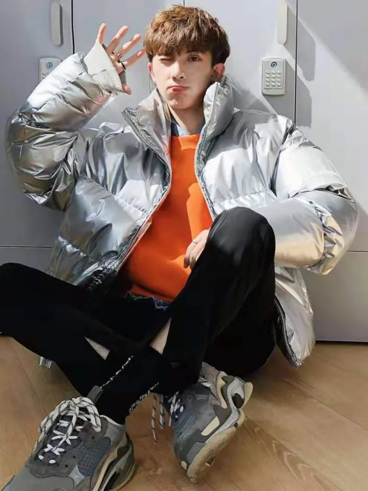 Men's Down Parkas Y2K Solid PU Leather Jacket Winter Stand Collar Bright Leather Padded Coat Men Korean Refraction Surface Hooded Thickened Jacke