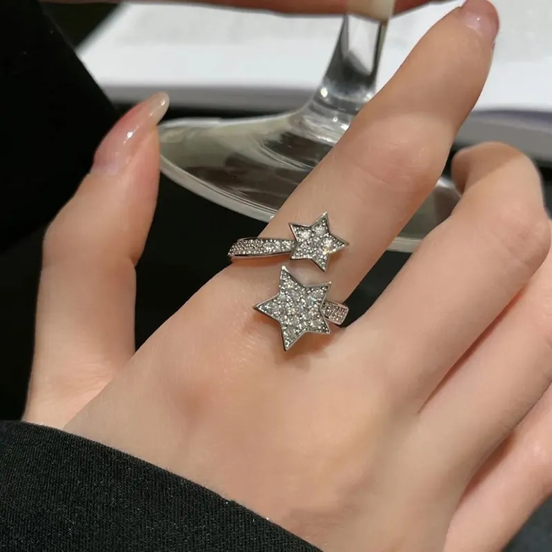 Wedding Rings Korean Fashion Vintage Aesthetic Geometric Irregular Red Crystal Star Silver Color Metal Ring For Women Grunge Y2K EMO Jewelry 230928