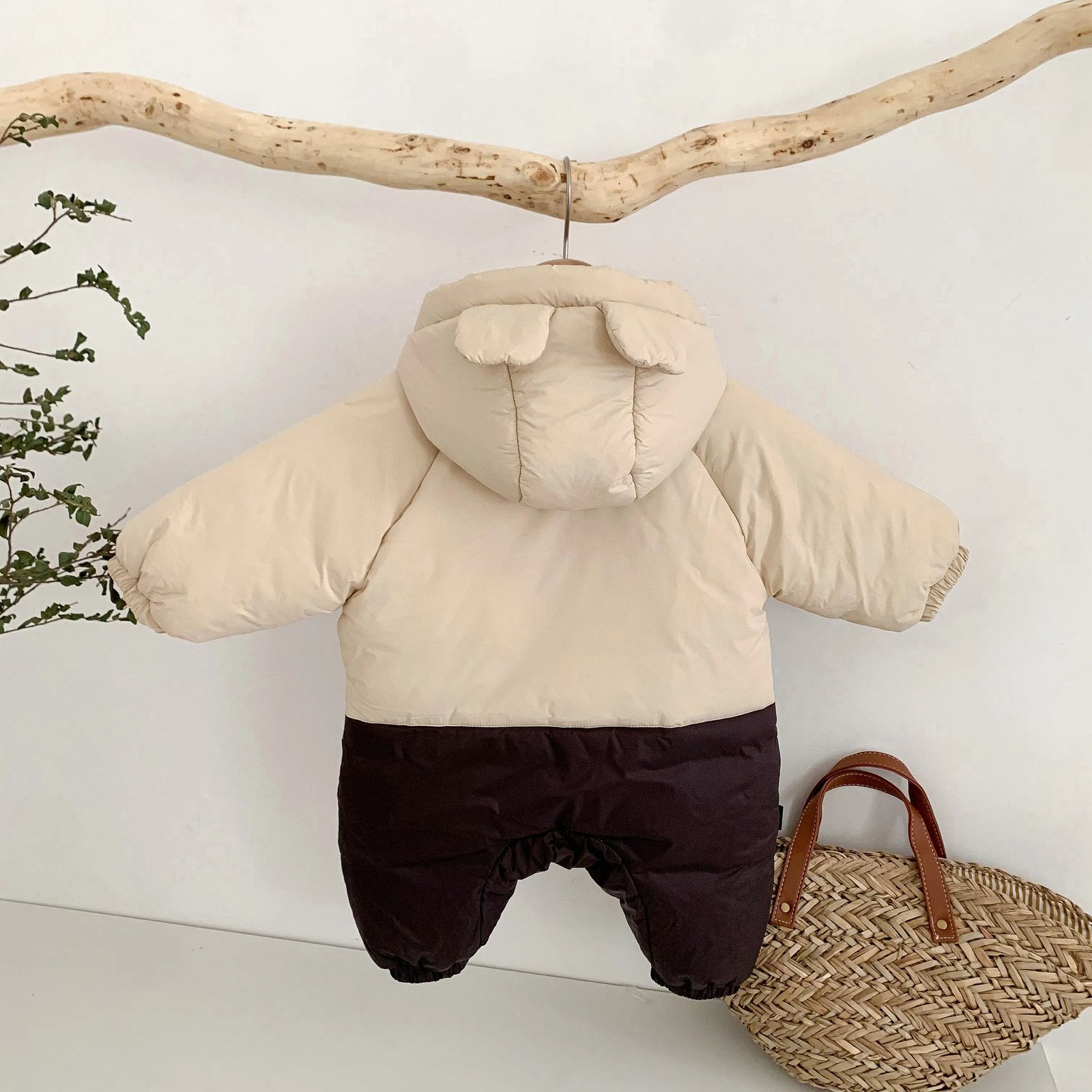 Rompers Winter born Baby Boys Baby Bodysuits Baby Romper Cotton Padded Clothes Korean Fashion Soft Thickened Casual Long-sleeved 230927