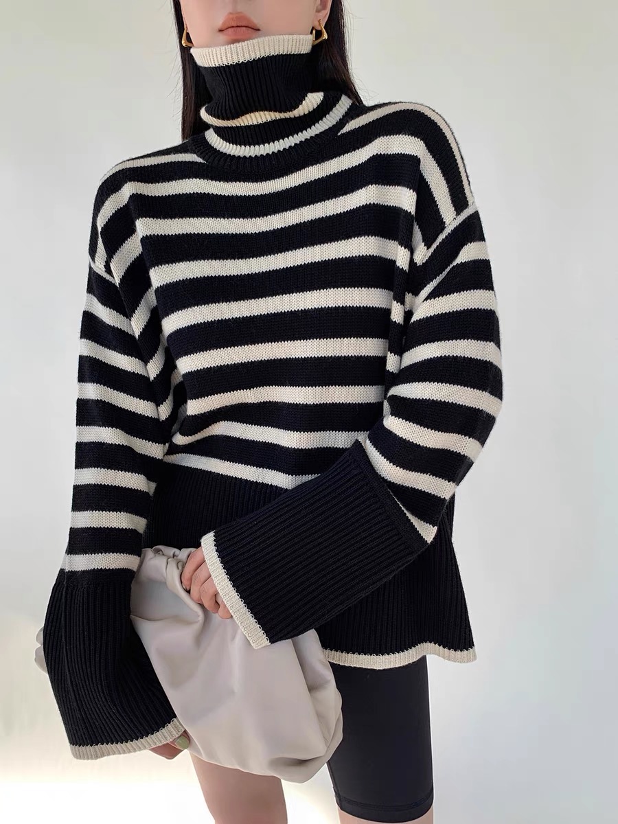 Design Sensation Blast Street Black and White Stripe Sweater for Women 2023 Autumn/Winter New Loose Outerwear Slouchy High Neck Knit