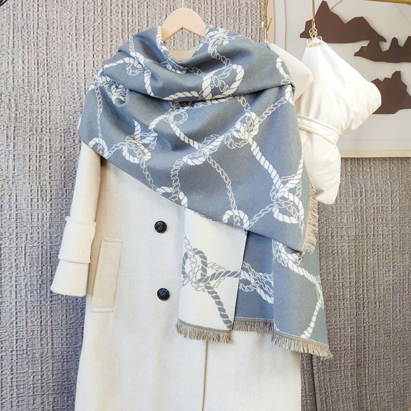 23 colors 2023 women's high-end fashion scarves, shawls, warm autumn and winter necklaces, printed letters, headscarves, and cold scarves wholesa