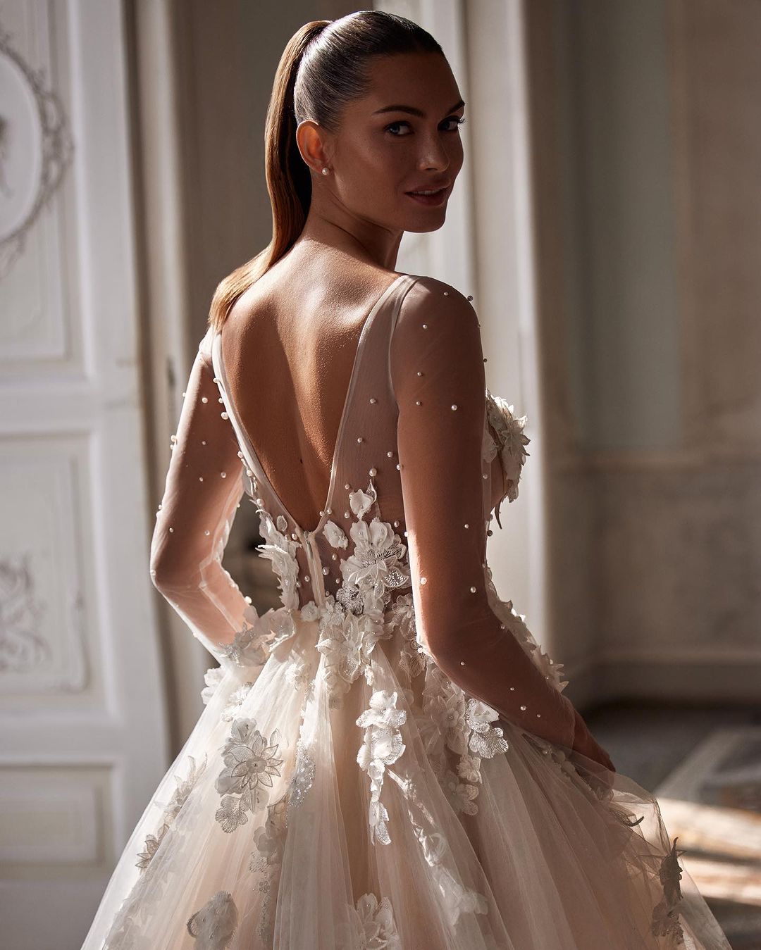 Sexy Lllusion Prom Dresses Shine Lace Dress New Deep V-Neck Bridal Gowns Brush Train Robe Vestido De Noiva Plus Size Customized D-H23388