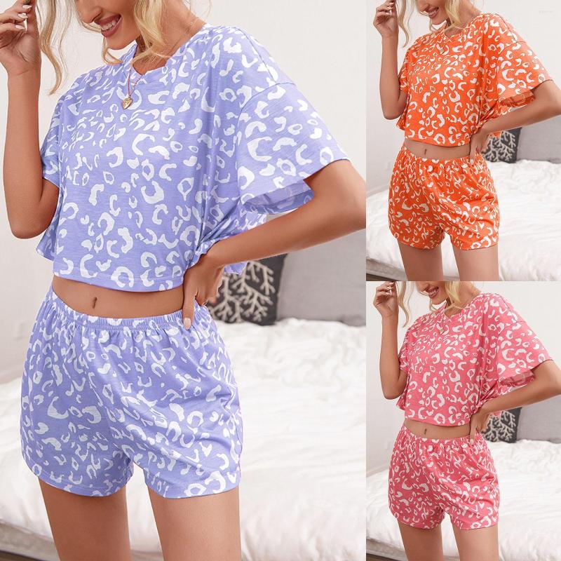 Women' Tracksuits 2023 Women' Summer Leopard Print Casual O-Neck Short Sleeves Crop Top 2 Piece Shorts Set Tracksuit Outfit Loose, Pink
Women' Tracksuits 2023 Women' Summer Leopard Print Casual O-Neck Short Sleeves Crop Top 2 Piece Shorts Set Tracksuit Outfit Loose, Pink