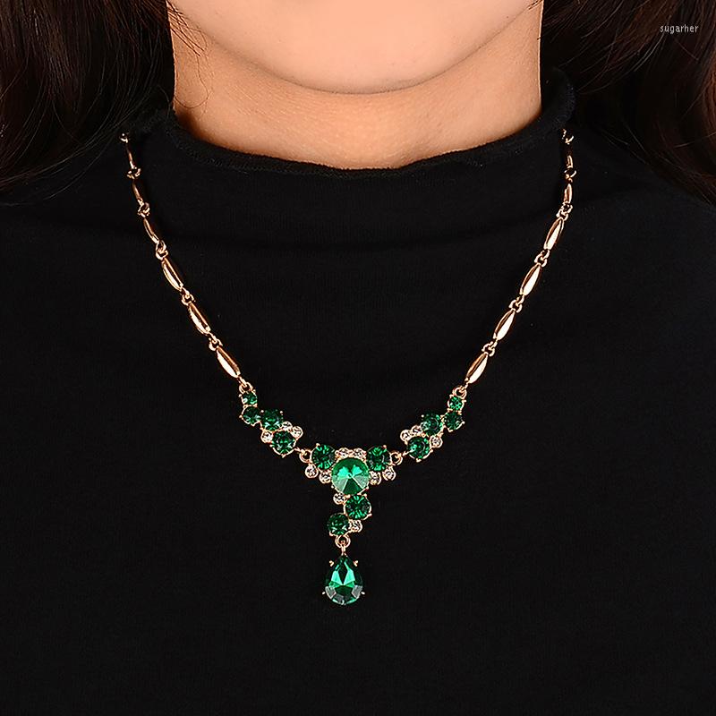 Necklace Earrings Set Classic Water Drop Crystal Stone For Fashion Women's Birthday Gift Wedding Jewelry, Picture shown
Necklace Earrings Set Classic Water Drop Crystal Stone For Fashion Women's Birthday Gift Wedding Jewelry, Picture shown