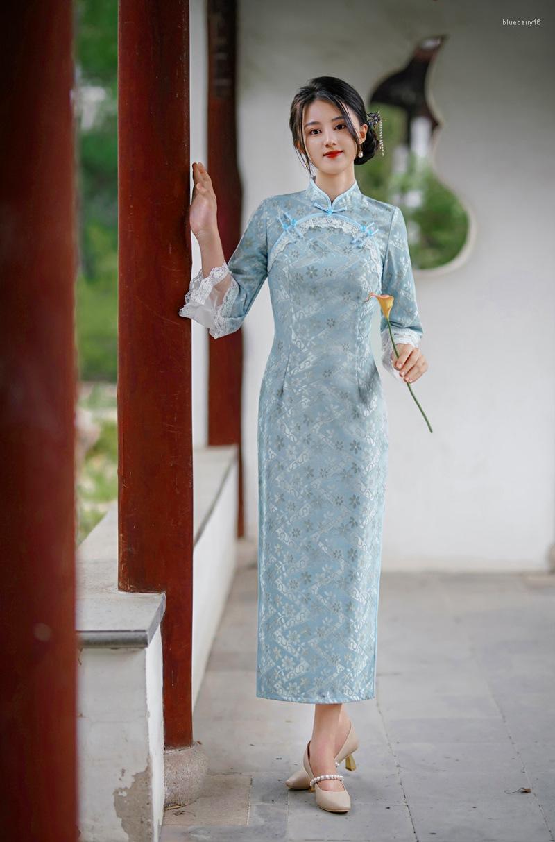 Ethnic Clothing FZSLCYIYI Elegant Mandarin Collar Lace Trim Seven Points Sleeve Chiffon Qipao Ladies Wedding Cheongsam
Ethnic Clothing FZSLCYIYI Elegant Mandarin Collar Lace Trim Seven Points Sleeve Chiffon Qipao Ladies Wedding Cheongsam