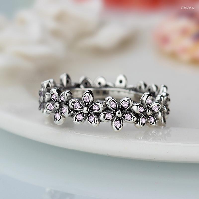 Wedding Rings Arrival Dazzling Daisy Genuine Compatible Silver Color Brand Ring For Women Jewelry Accessories Gift
Wedding Rings Arrival Dazzling Daisy Genuine Compatible Silver Color Brand Ring For Women Jewelry Accessories Gift