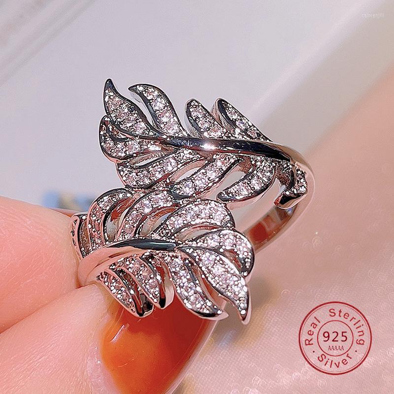 Cluster Rings Fine Jewelry For Women 925 Sterling Silver Shine Stone Feather Design Ring Wedding Engagement Accessories
Cluster Rings Fine Jewelry For Women 925 Sterling Silver Shine Stone Feather Design Ring Wedding Engagement Accessories