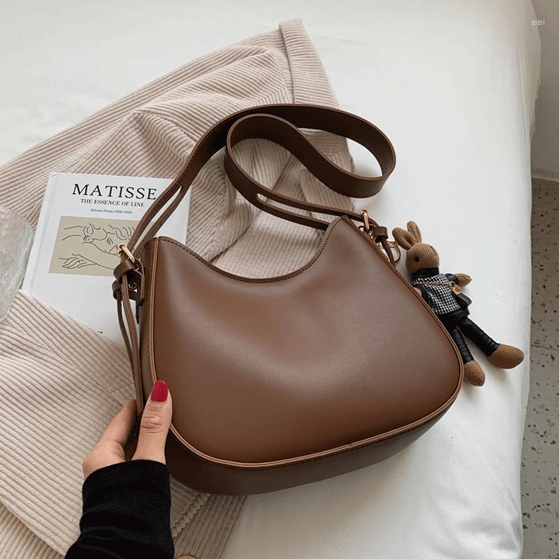 Evening Bags Brand Designer Handbags For Girls High Quality Vintage Leather Shoulder Women Casual Travel Hobos Simple Crossbody Sac, Black just bag
Evening Bags Brand Designer Handbags For Girls High Quality Vintage Leather Shoulder Women Casual Travel Hobos Simple Crossbody Sac, Black just bag