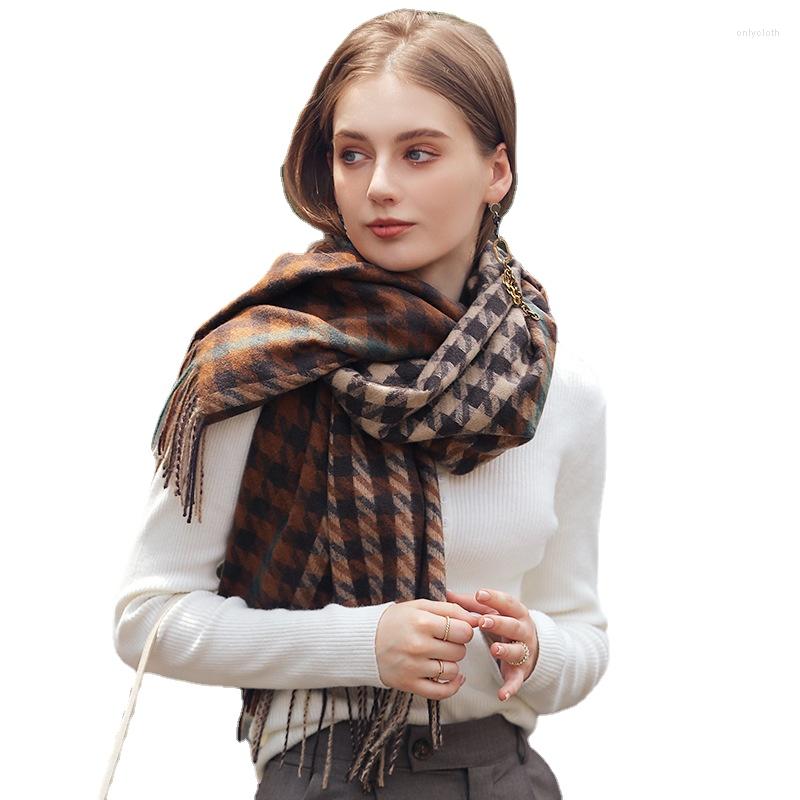 Scarves CHENKIO 2023 Women's Tassel Winter Imitation Cashmere Scarf Thickened Warm Shawl Houndstooth
Scarves CHENKIO 2023 Women's Tassel Winter Imitation Cashmere Scarf Thickened Warm Shawl Houndstooth