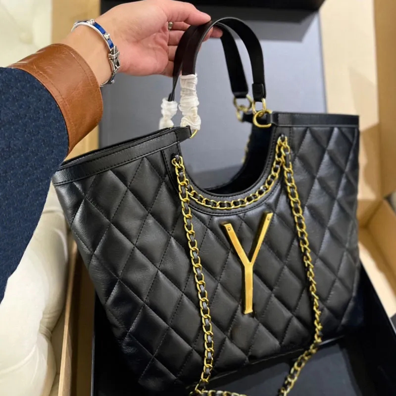 Vintage Women Portable Super Large Capacity Tote Bag Classic Diamond Lattice Leather Quilted Crossbody Luxury Designer Handbags Shoulders Shopping Bag Suitcases, Customize
Vintage Women Portable Super Large Capacity Tote Bag Classic Diamond Lattice Leather Quilted Crossbody Luxury Designer Handbags Shoulders Shopping Bag Suitcases, Customize
