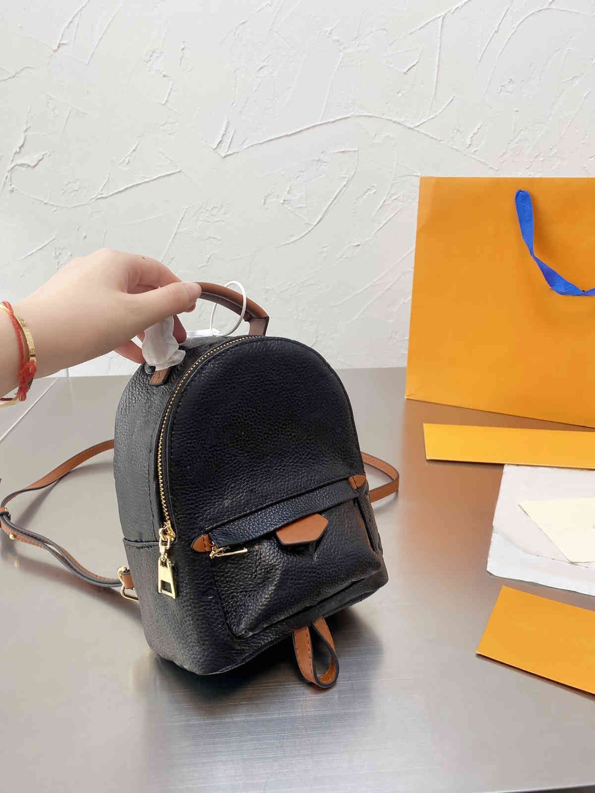 Designer Bag LVS Bag Luxury Tote Designers Women Shoulder Crossbody Leather Luxury Handbags Large Capacity Backpack Classic IV1B, Black
Designer Bag LVS Bag Luxury Tote Designers Women Shoulder Crossbody Leather Luxury Handbags Large Capacity Backpack Classic IV1B, Black