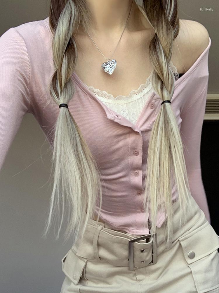 Women' T Shirts Y2k Lace Patchwork Pink Crop Top Button Full Sleeve Grunge Fariycore Cute Tee Women Harajuku Korean Vintage Chic Pullovers
Women' T Shirts Y2k Lace Patchwork Pink Crop Top Button Full Sleeve Grunge Fariycore Cute Tee Women Harajuku Korean Vintage Chic Pullovers