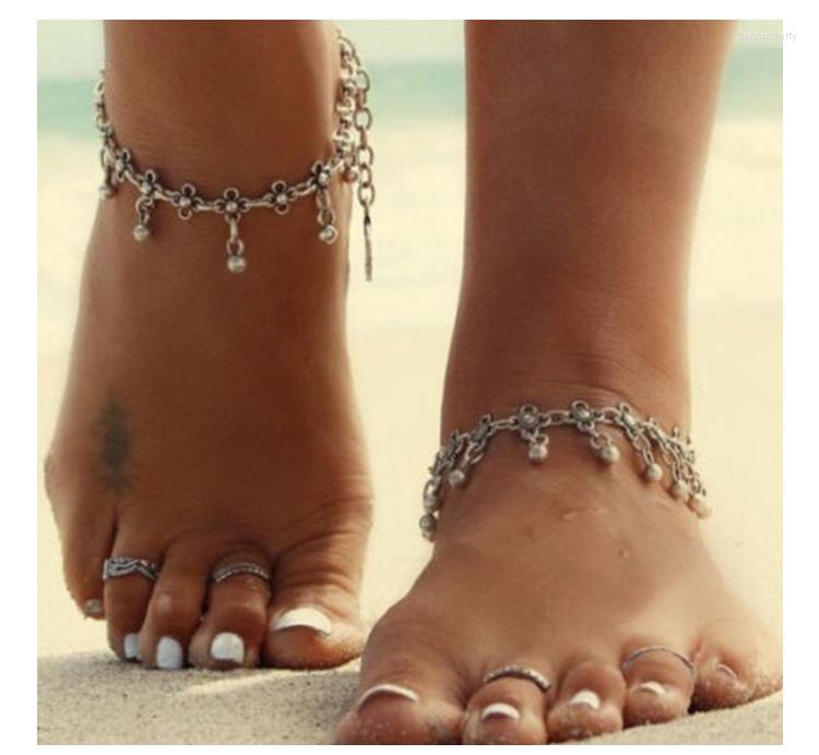 Anklets Retro Carved Pattern Foot For Women Decoration Hollow Water Drop Tassel Beach Single Body Jewelry Summer Style 
Anklets Retro Carved Pattern Foot For Women Decoration Hollow Water Drop Tassel Beach Single Body Jewelry Summer Style