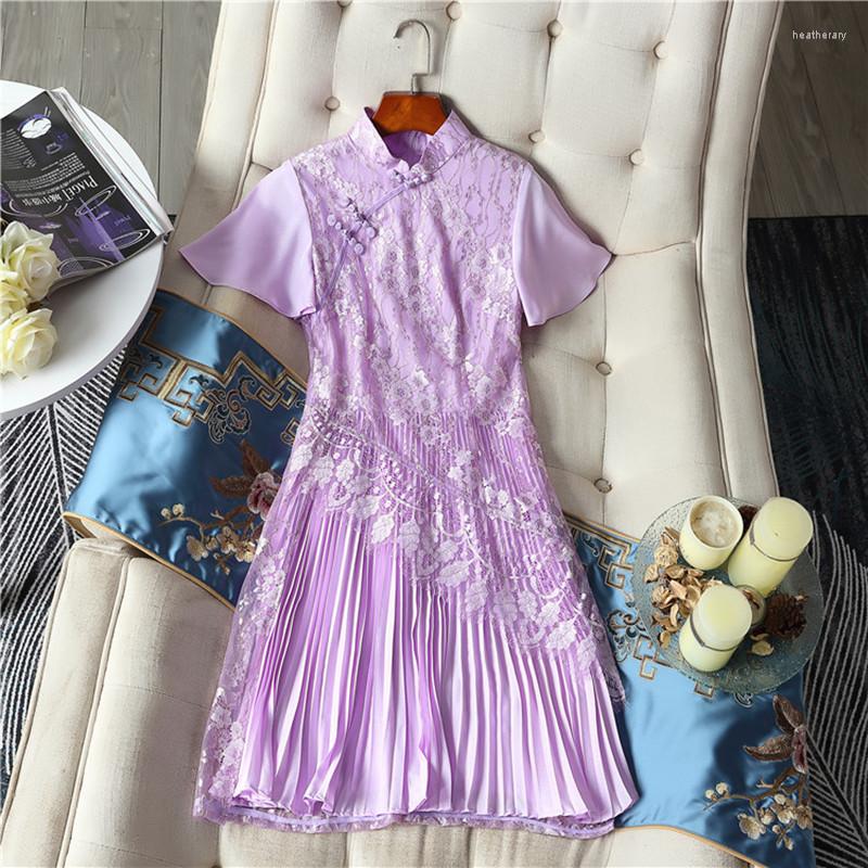 Ethnic Clothing 2023 Summer Retro Look Thin Lotus Leaf Sleeve Improved Cheongsam Lace Chiffon Stitching Pleated Slim Short Dress
Ethnic Clothing 2023 Summer Retro Look Thin Lotus Leaf Sleeve Improved Cheongsam Lace Chiffon Stitching Pleated Slim Short Dress