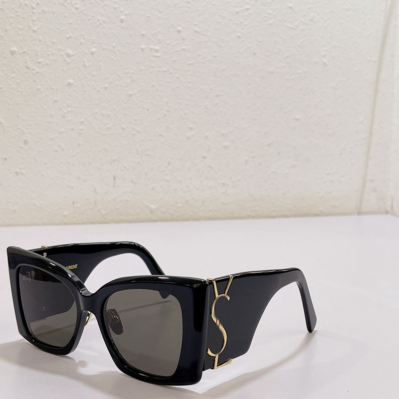 Designer Men Women Sunglasses Rectangular sunglass Luxury Retro style Fashion SLM119 Glasses Retro UV400
Designer Men Women Sunglasses Rectangular sunglass Luxury Retro style Fashion SLM119 Glasses Retro UV400