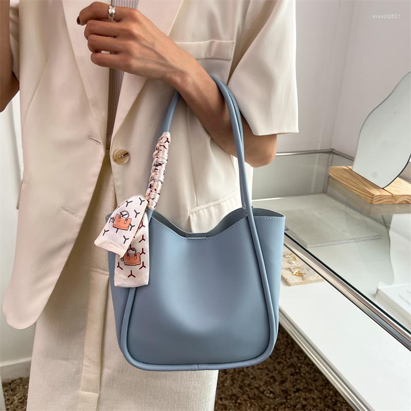 Evening Bags Summer Handbags For Women Soft Leather Tote Shoulder Bucket Ladies Purses Fashion Top-handle High Quality Solid Color, Black
Evening Bags Summer Handbags For Women Soft Leather Tote Shoulder Bucket Ladies Purses Fashion Top-handle High Quality Solid Color, Black