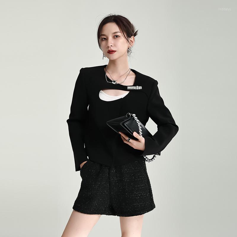 Women's Suits Minimalist Cut Out Irregular Short Coat Women's 2023 Spring Streetwear Half Open Collar Hidden Breasted Female Blazer, Black
Women's Suits Minimalist Cut Out Irregular Short Coat Women's 2023 Spring Streetwear Half Open Collar Hidden Breasted Female Blazer, Black