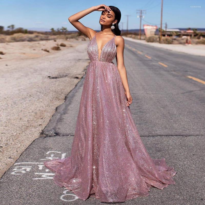 Party Dresses Glitter A Line Rose Pink Prom Sexy V-neck Straps Backless Sweep Train Bohemian Wedding Gowns, Black
Party Dresses Glitter A Line Rose Pink Prom Sexy V-neck Straps Backless Sweep Train Bohemian Wedding Gowns, Black