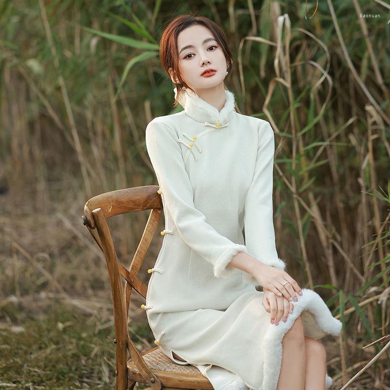 Ethnic Clothing Improved Cheongsam Autumn Winter Beige Woolen Girl Thickened 2023 Style Young Retro
Ethnic Clothing Improved Cheongsam Autumn Winter Beige Woolen Girl Thickened 2023 Style Young Retro
