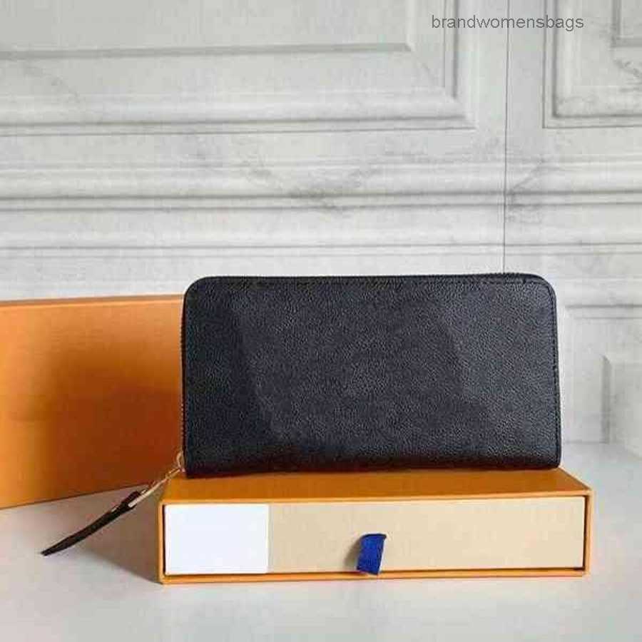 Purses Women's Wallets Zipper Bag Female Purse Fashion Card Holder Pocket Long Women Tote Bags With Box DustBags designer wallet L2210001 brandwomensbags, Red
Purses Women's Wallets Zipper Bag Female Purse Fashion Card Holder Pocket Long Women Tote Bags With Box DustBags designer wallet L2210001 brandwomensbags, Red