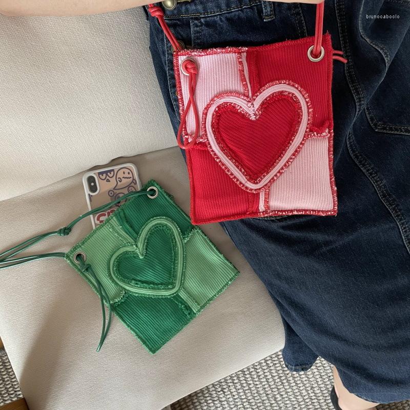 Evening Bags Korean Contrast Color Splicing Corduroy Bag Lovely Heart Shoulder Canvas For Girl Soft Mini Crossbody Red Green Handbag
Evening Bags Korean Contrast Color Splicing Corduroy Bag Lovely Heart Shoulder Canvas For Girl Soft Mini Crossbody Red Green Handbag