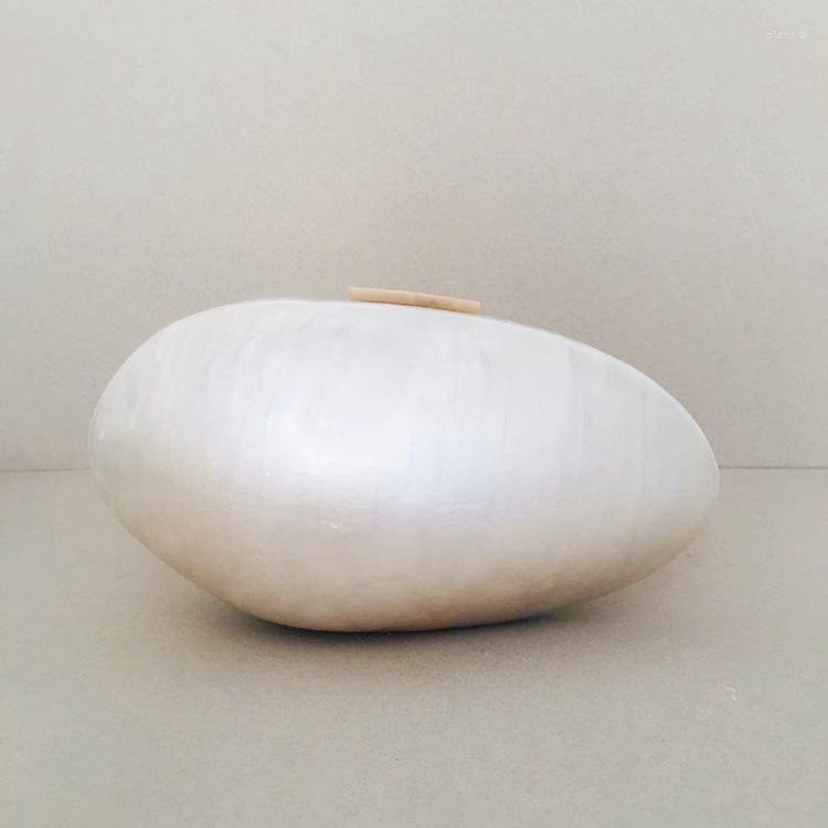 Evening Bags Acrylic Dinner Bag Shell Shape Solid Color Special-shaped Female Clutch Shoulder Messenger, Apricot
Evening Bags Acrylic Dinner Bag Shell Shape Solid Color Special-shaped Female Clutch Shoulder Messenger, Apricot