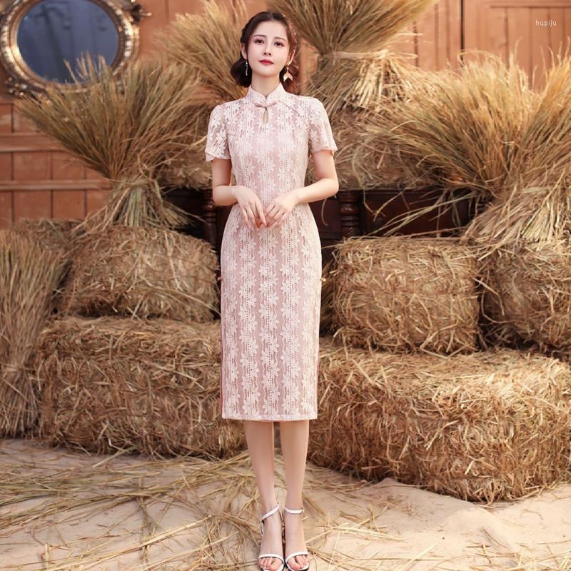 Ethnic Clothing Sheng Coco Lace Double Layer Medium Length Qipao Drip Neck Short Sleeve Chinese Style Dresses Fashion Modern Qi
Ethnic Clothing Sheng Coco Lace Double Layer Medium Length Qipao Drip Neck Short Sleeve Chinese Style Dresses Fashion Modern Qi