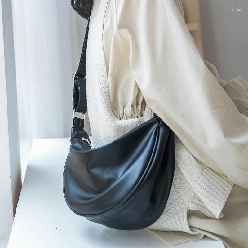 Evening Bags South Korea Ins Large-capacity Pu Leather Messenger Bag Female Japanese Harajuku Korean Cute All-match College Student Class, Black
Evening Bags South Korea Ins Large-capacity Pu Leather Messenger Bag Female Japanese Harajuku Korean Cute All-match College Student Class, Black