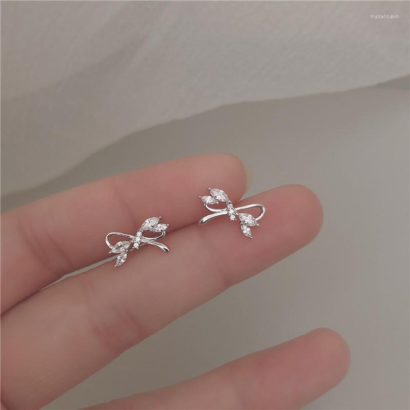 Stud Earrings VOQ Silver Color Cute Bow Women's Zircon Fashion Korean Earring Jewelry
Stud Earrings VOQ Silver Color Cute Bow Women's Zircon Fashion Korean Earring Jewelry