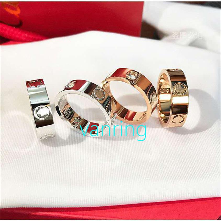 Ladies Love rings Pendant Necklaces Screw Bracelet Van Party Wedding Couple Gift Love Bracelet Fashion Luxury Cleef Designer carti1868
Ladies Love rings Pendant Necklaces Screw Bracelet Van Party Wedding Couple Gift Love Bracelet Fashion Luxury Cleef Designer carti1868