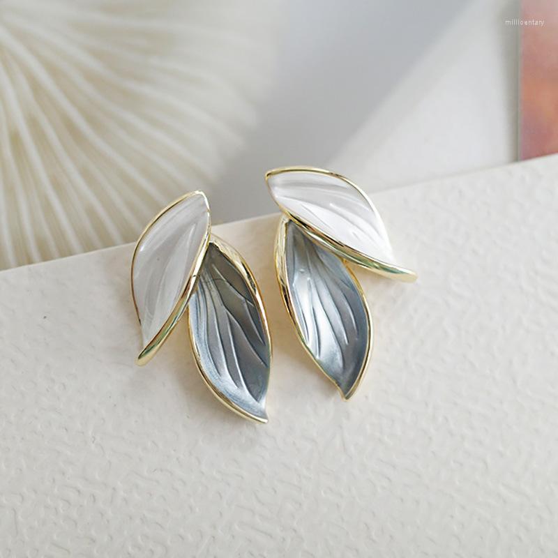 Backs Earrings Arrival Fresh Lovely Sweet Grey Leaf Clip For Women Fake Piercing Non Without Hole Earings Korea Metal Jewelry
Backs Earrings Arrival Fresh Lovely Sweet Grey Leaf Clip For Women Fake Piercing Non Without Hole Earings Korea Metal Jewelry