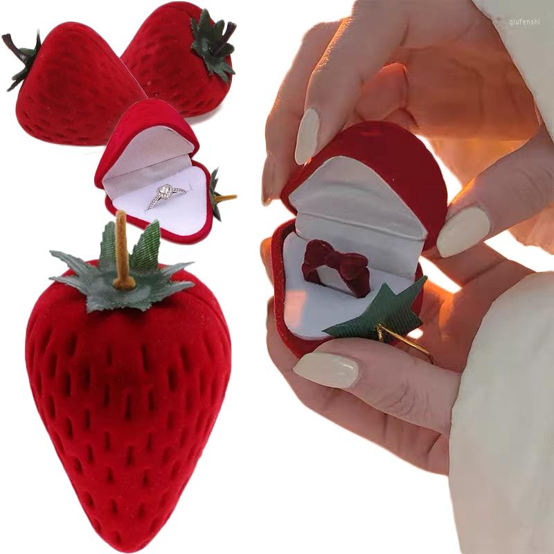 Jewelry Pouches Red Strawberry Box Velvet Heart Wedding Ring Proposal Display Gift Container Case For Packaging
Jewelry Pouches Red Strawberry Box Velvet Heart Wedding Ring Proposal Display Gift Container Case For Packaging