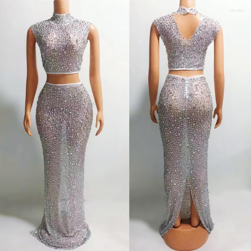 Stage Wear Sexy Gauze Evening Outfit Full Diamond Top Long Skirts Birthday Celebrate Costume Women Party Ballroom Dance Clothes XS4980, 2pcs
Stage Wear Sexy Gauze Evening Outfit Full Diamond Top Long Skirts Birthday Celebrate Costume Women Party Ballroom Dance Clothes XS4980, 2pcs