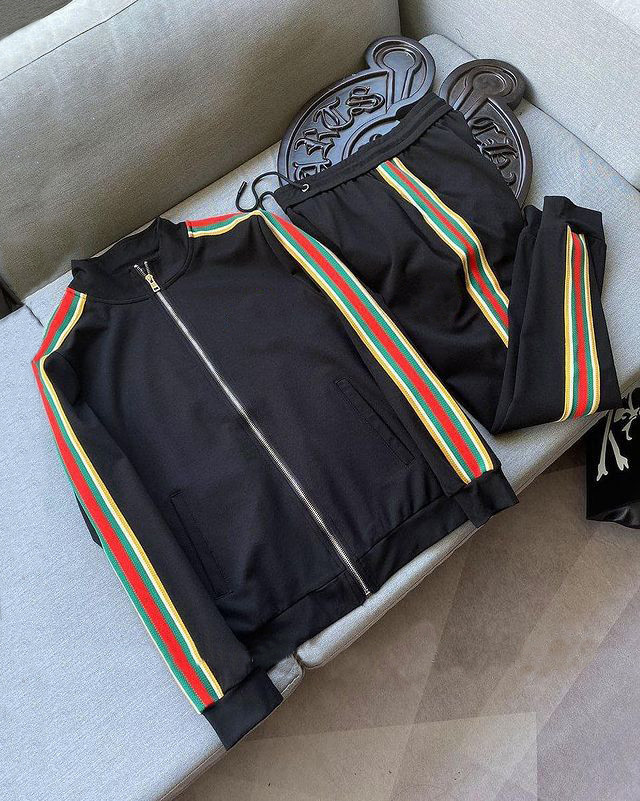 North&G0cc1 Men's Tracksuits Coat co-branding New Asian Size Zipper Shirt Men's soft Casual Suit Top Jacket Two Piece Set, Black
North&G0cc1 Men's Tracksuits Coat co-branding New Asian Size Zipper Shirt Men's soft Casual Suit Top Jacket Two Piece Set, Black