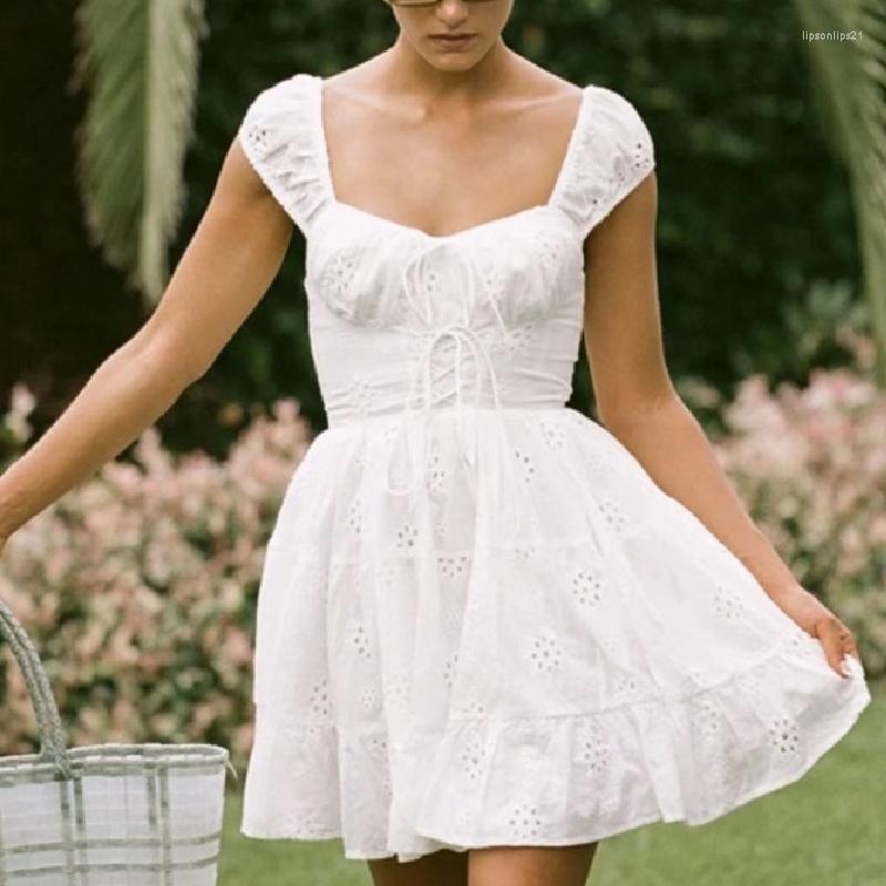 Casual Dresses Doury Cute Fairy White Y2k Women Sleeveless Hollow Out Lace Up A Line Mini Dress Elegant Aesthetic Beach Clothes
Casual Dresses Doury Cute Fairy White Y2k Women Sleeveless Hollow Out Lace Up A Line Mini Dress Elegant Aesthetic Beach Clothes